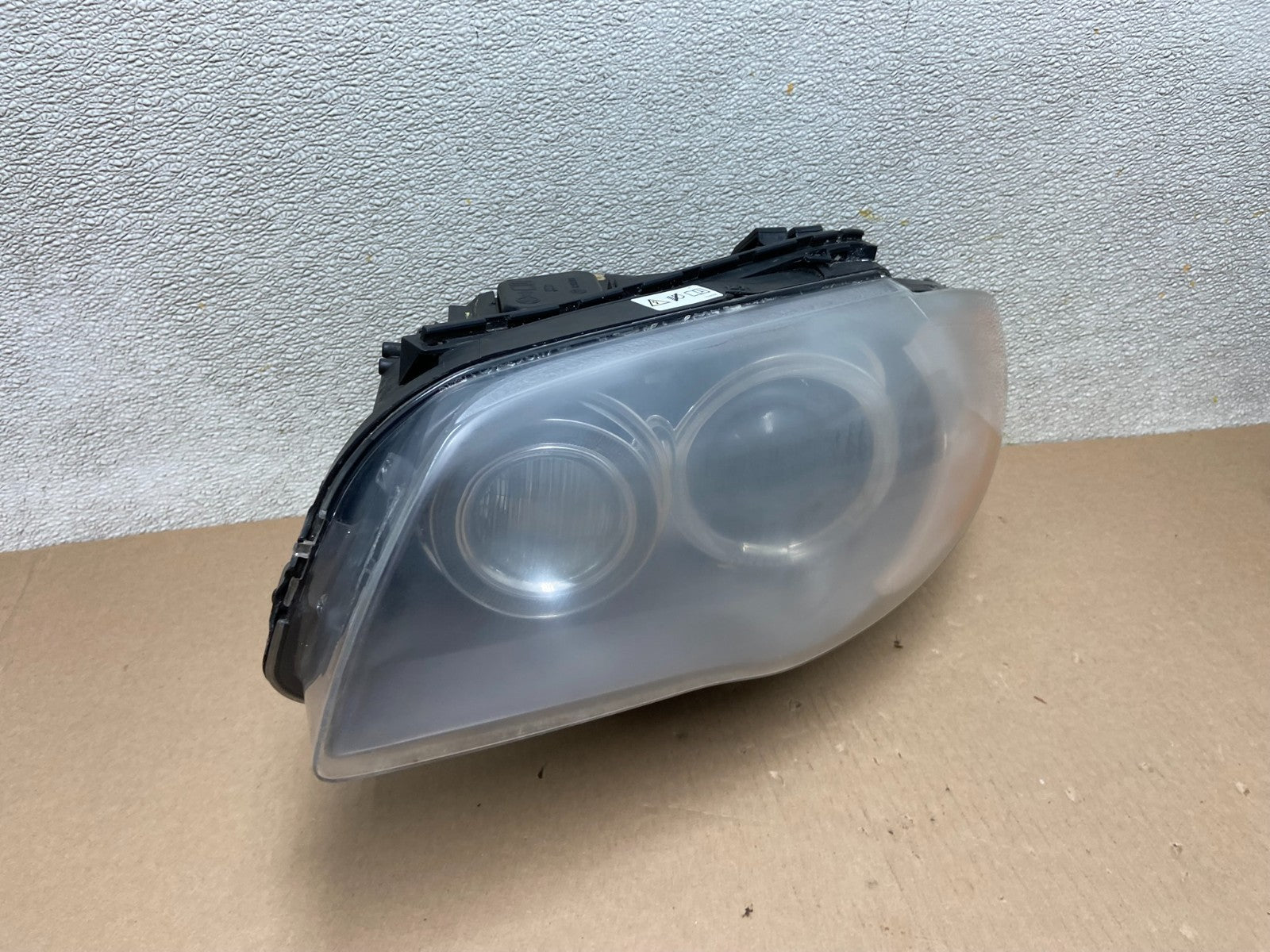 2008-2014 BMW 128i 1-Series Left Driver LH Side Xenon Headlight OEM AB4992 DW2
