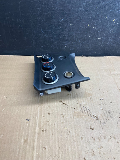 2011 to 2015 Nissan Rogue Heater Temperature AC Climate Control AE1764 DG1