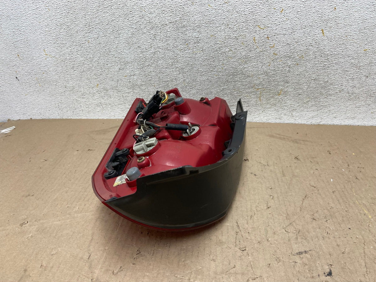 2005 to 2009 Hyundai Tucson Left Driver Lh Side Tail Light AH7665 LK5