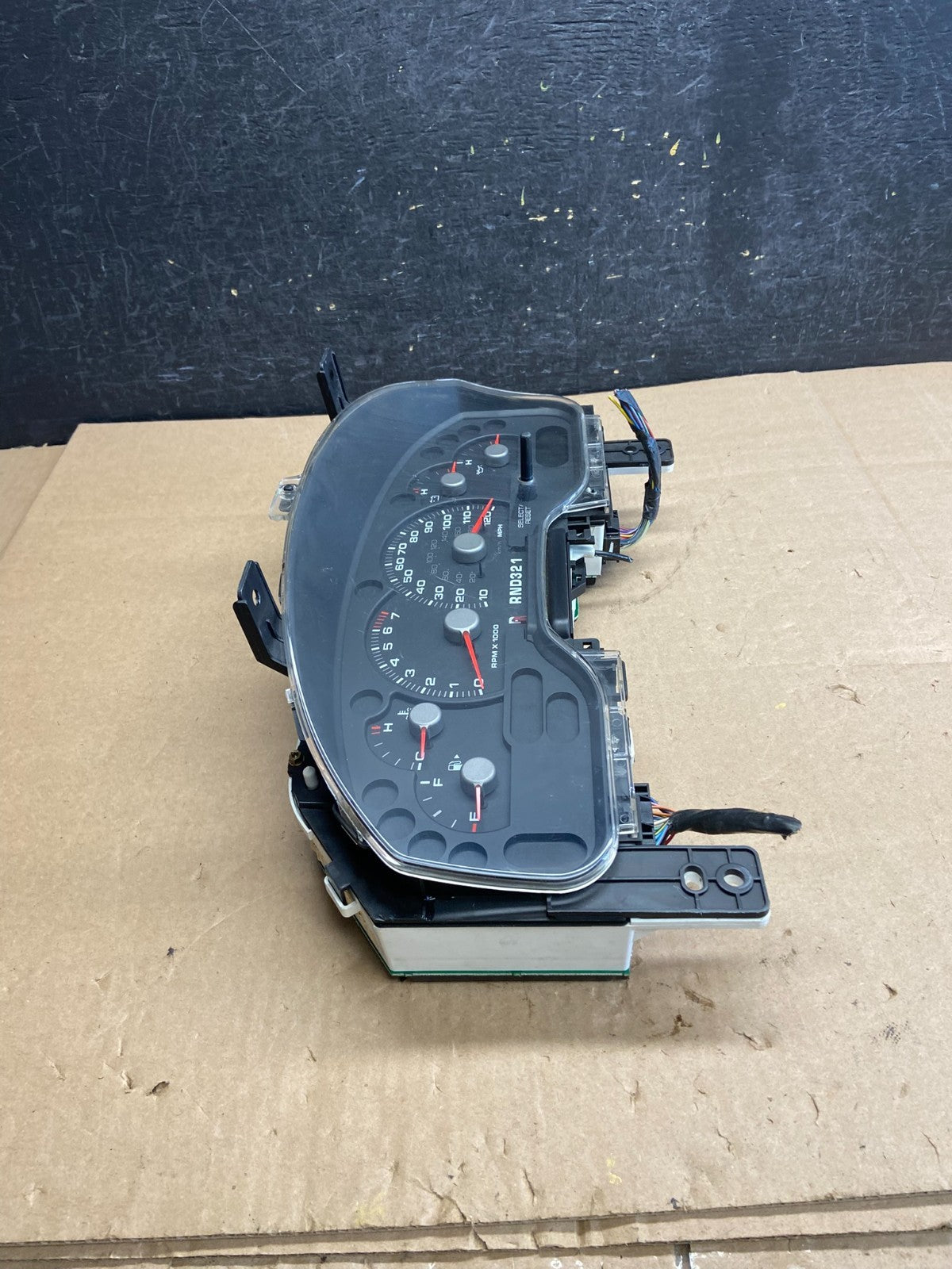 2002 Ford Explorer Speedometer Cluster Gauge AI3248 DG1