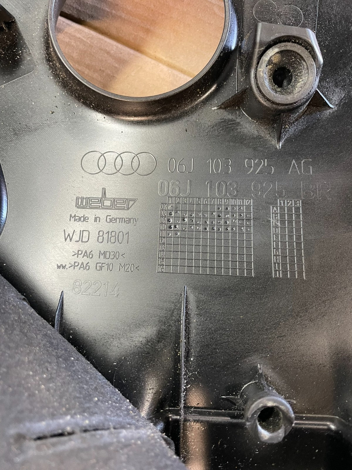 2009 to 2016 Audi A4 Top Lid Engine Cover 2.0L OEM AC2126 DG2