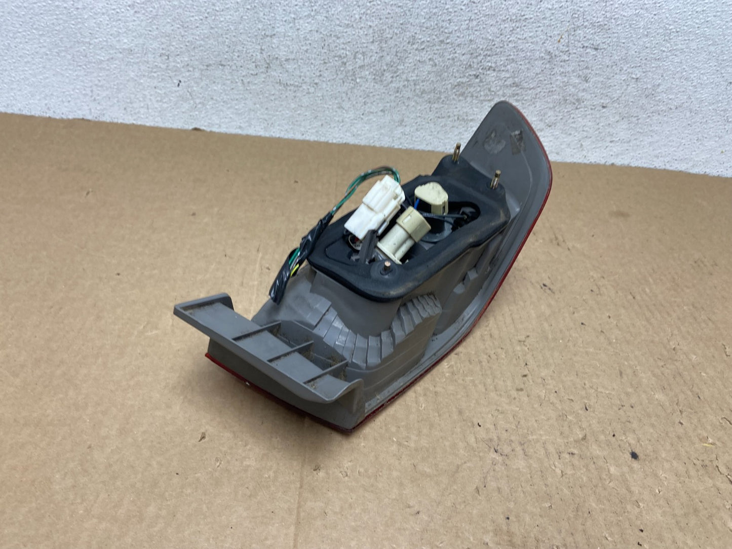 2000 to 2001 Toyota Camry Right Passenger Rh Tail Light AF9700 DW5