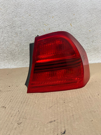 2006 2007 2008 Bmw 328i 3 Series Right Passenger Rh Side Tail Light AH6809 LK0