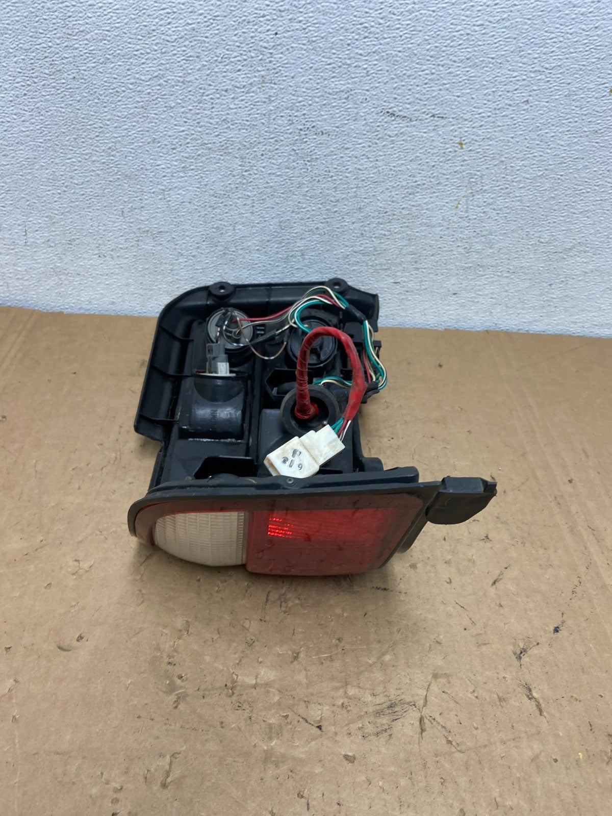1996 to 1997 Toyota Corolla Right Passenger Rh Side Tail Light AD3254 DG5
