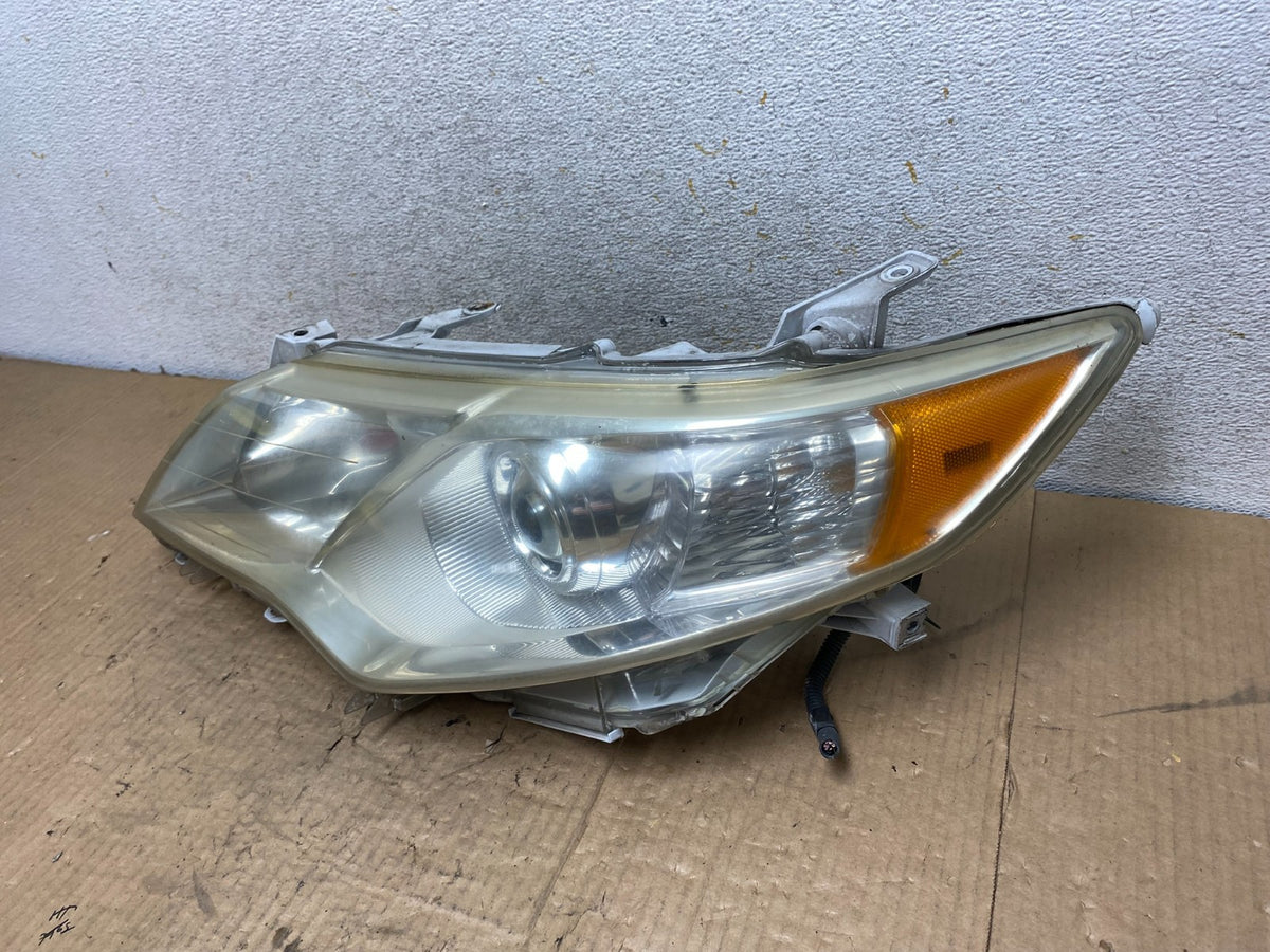 2012 2013 2014 Toyota Camry Left Driver LH Halogen Headlight AI8059 DW1