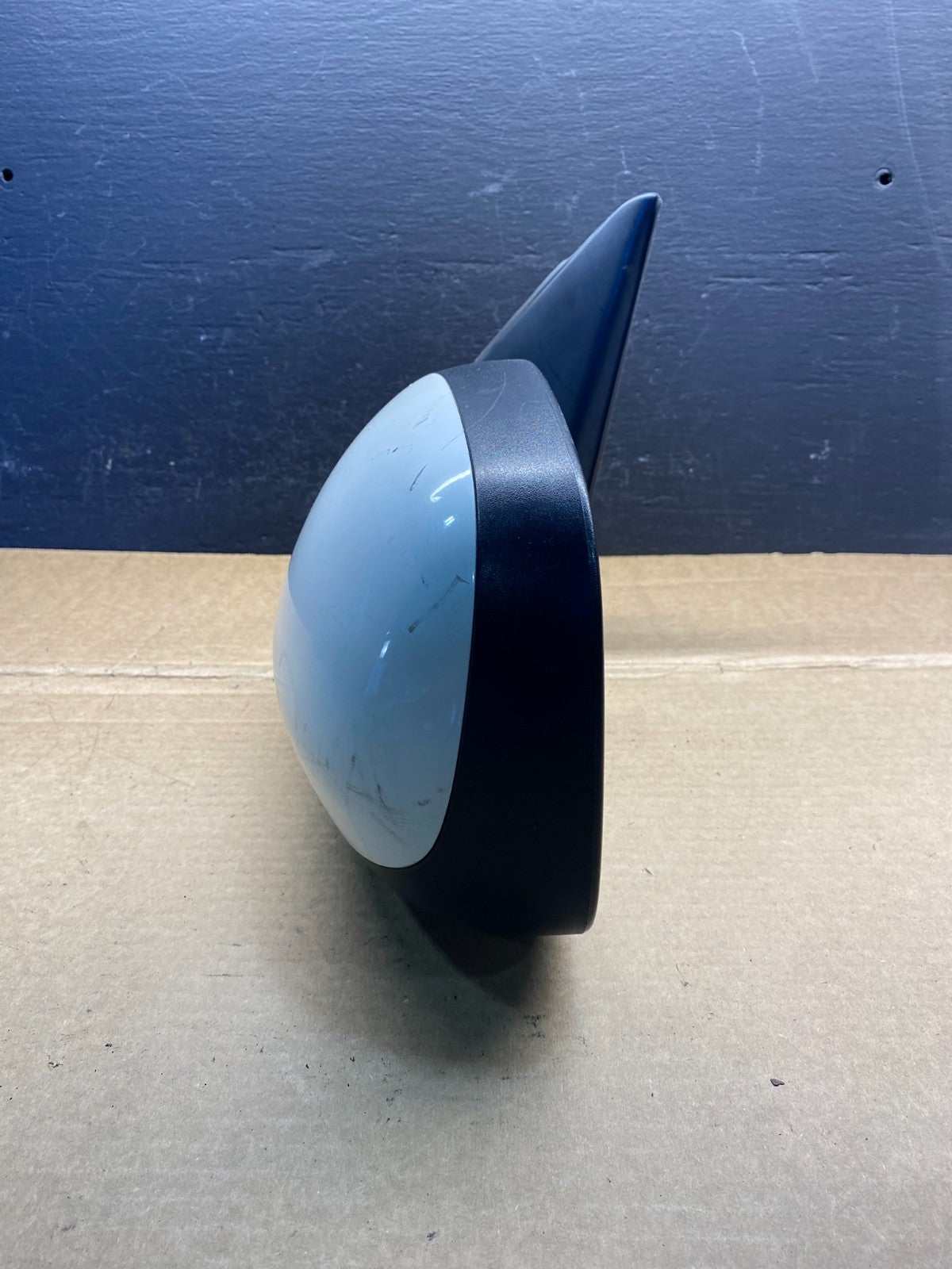 2001 to 2006 Toyota Sequoia Left Driver View Door Mirror ad3330 DG10