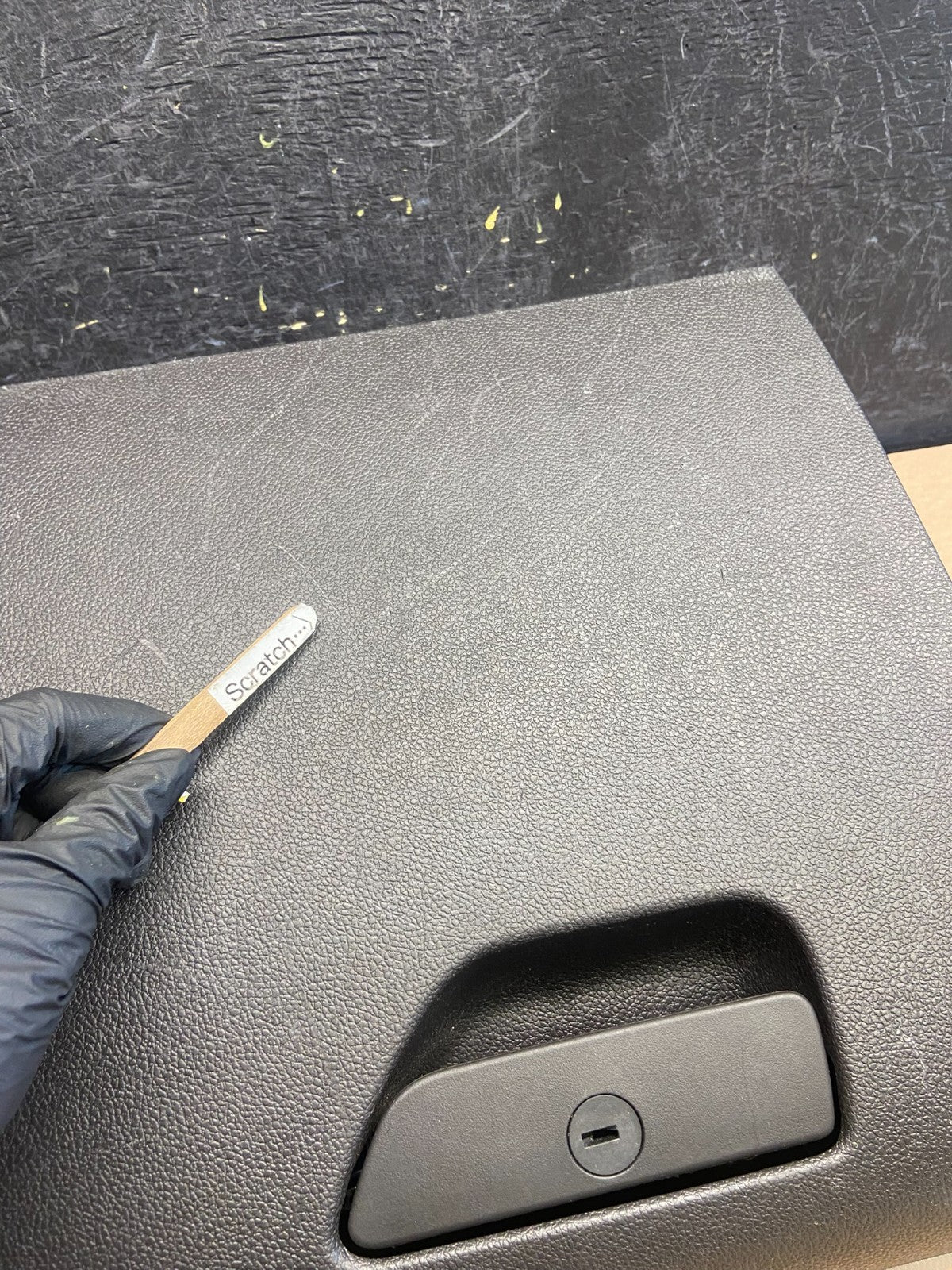 2011 to 2019 Ford Explorer Front Right Passenger Storage Glove Box AF6332 DG1