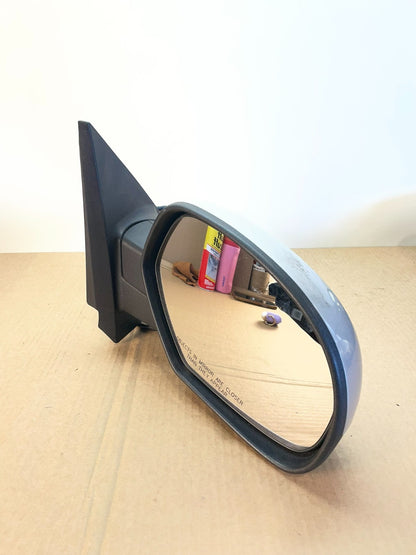 2007-2013 Chevrolet Tahoe Silverado Suburban Right Passenger Mirror AF5429 DW2