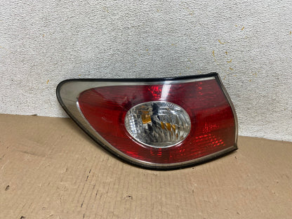 2002 to 2004 Lexus ES300 ES330 Left Driver Side Tail Light AH5779 LK0