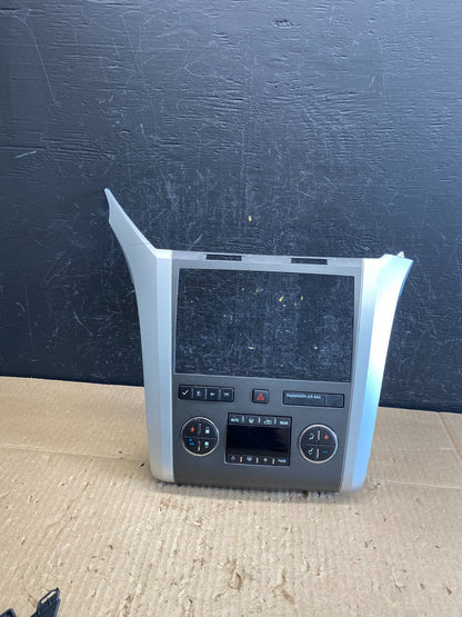 2008 to 2012 Chevrolet Traverse Climate Control Unit Heater Ac Panel AC9109 DG0