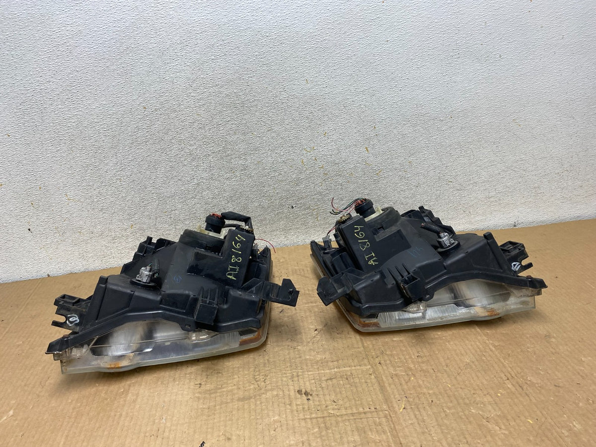 2005-2015 Nissan Xterra Driver Left+Right Side Set Headlights AI8164 DW6