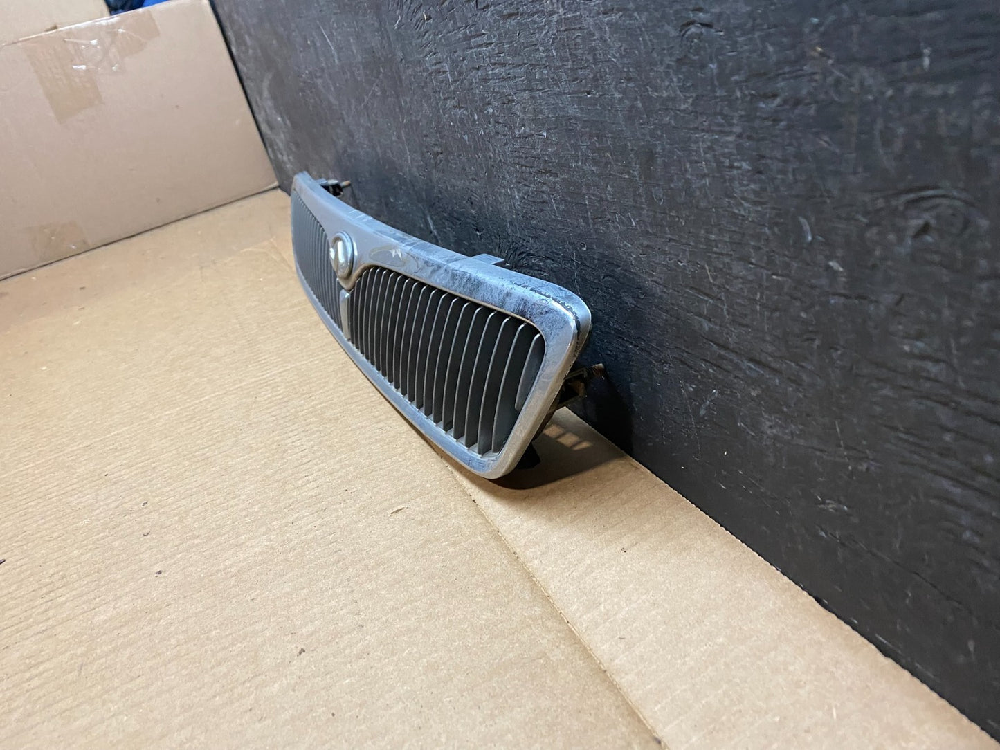 1999 Infiniti G20 Front Upper Grill Grille G5594 PS1