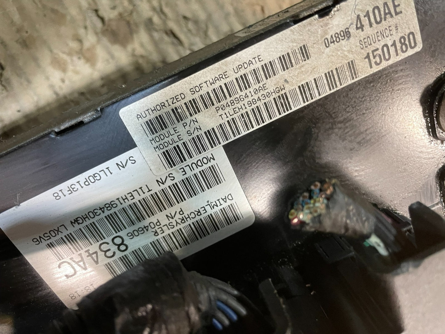2005 Dodge Magnum Charger 300  3.5L Engine Control Unit ECU x4188 DG3