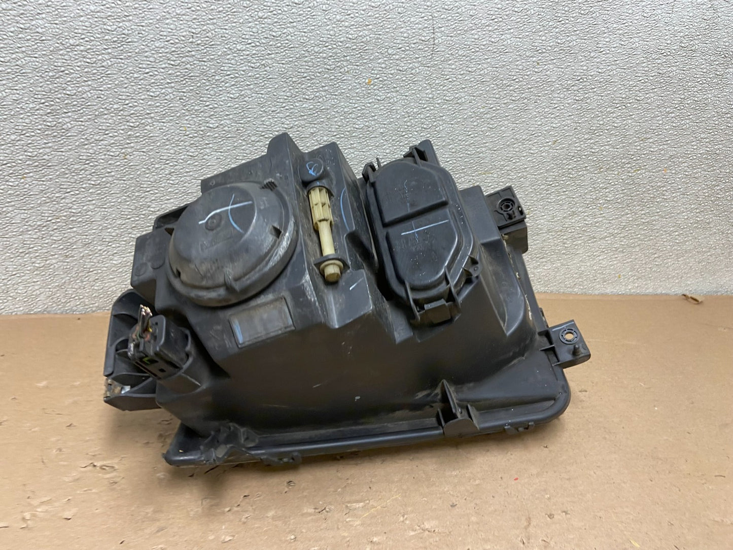 Halogen 2007 to 2010 Lincoln MKX Headlight Right Passenger Side Oem AB0143 DW6