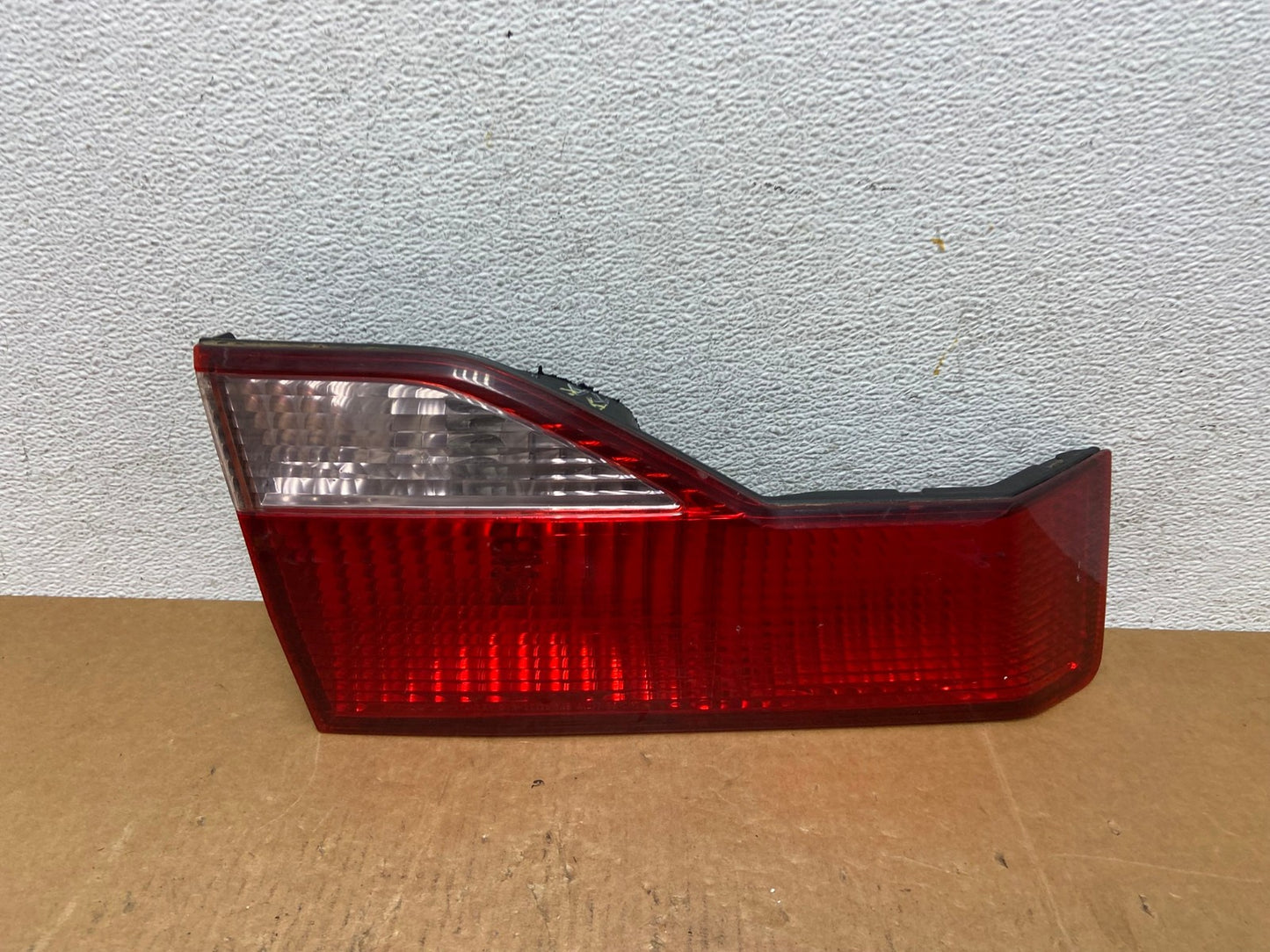 1998 to 2000 Honda Accord Left Driver LH Side Inner Tail Light AE0223 LK0