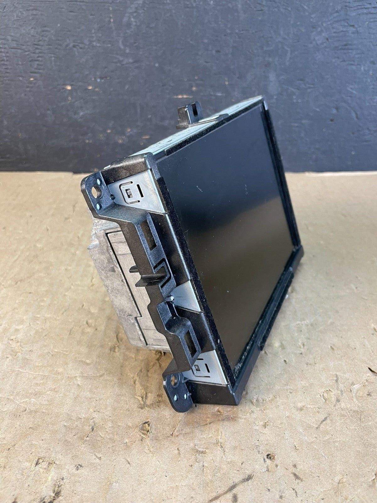2014 to 2017 Jeep Cherokee Media Satellite Radio Screen Display AD5928 DG1