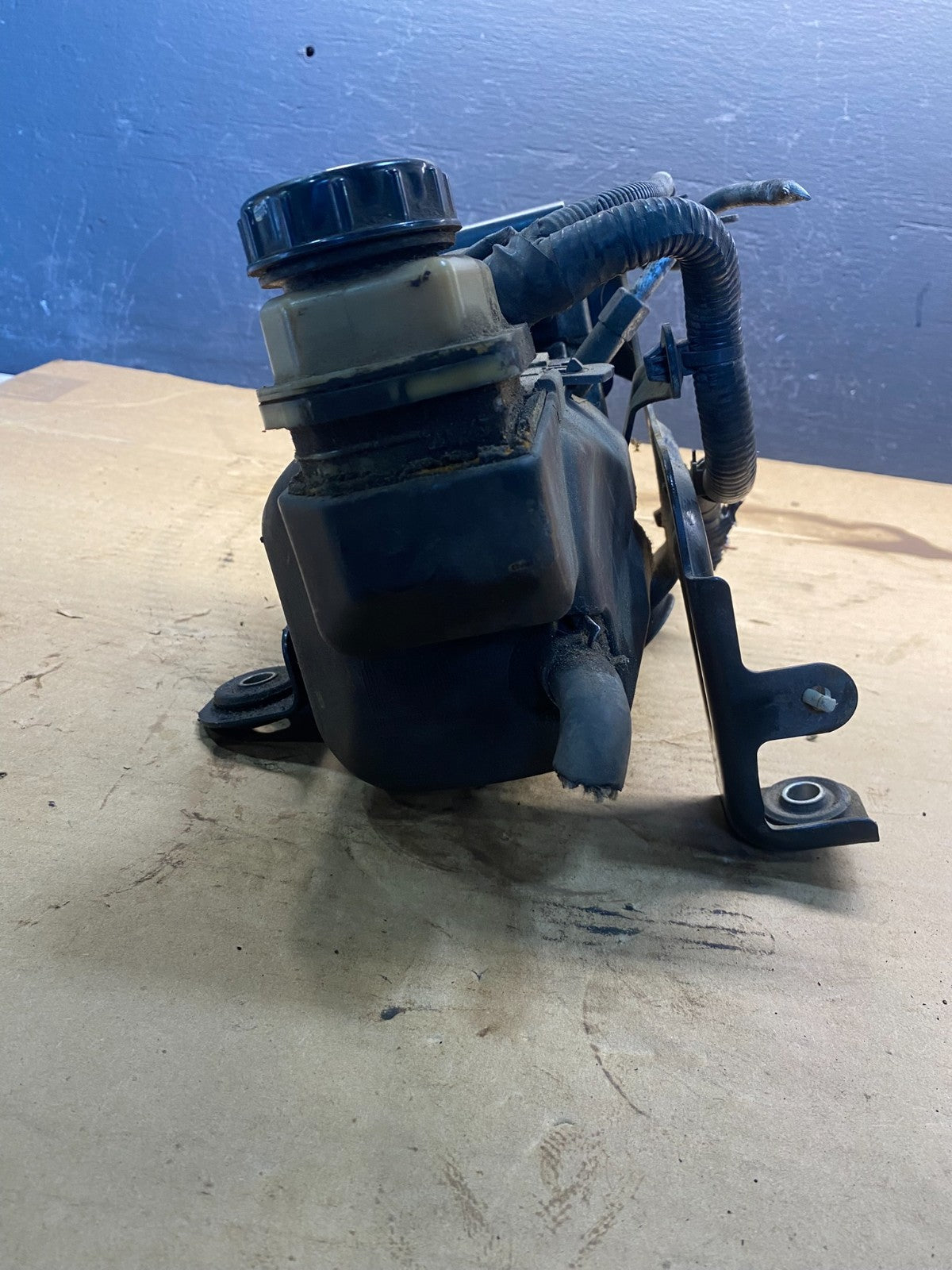 2013 -2016 Nissan Pathfinder Electric Hydraulic Power Steering Pump ad3535 DG4