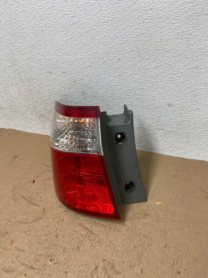 2005 2006 2007 Honda Odyssey Left Driver LH Side Tail Light AD78717 LK2