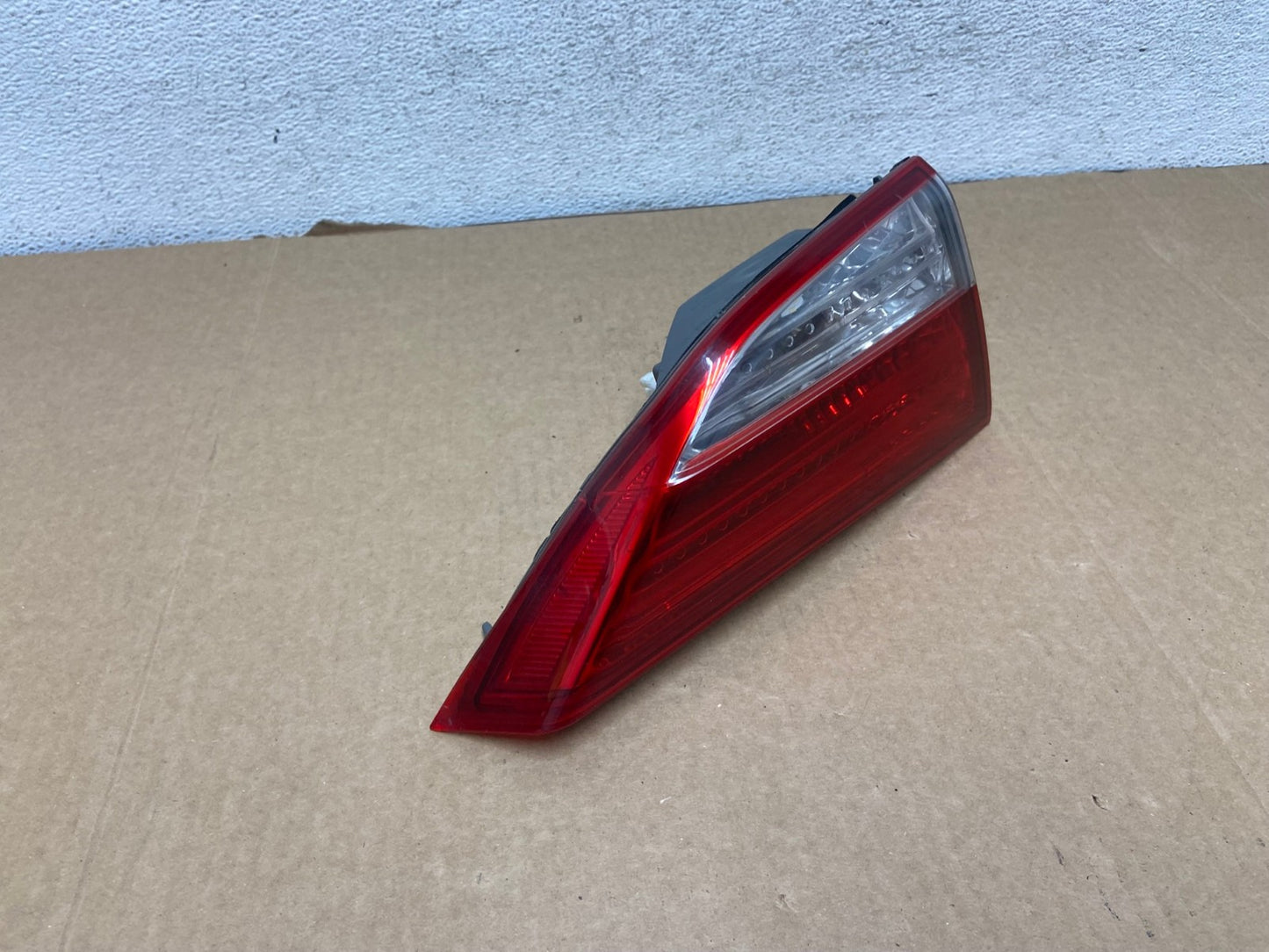 2011 2012 2013 Hyundai Elantra Inner Tail Light Left Driver LH AG1969 LK2