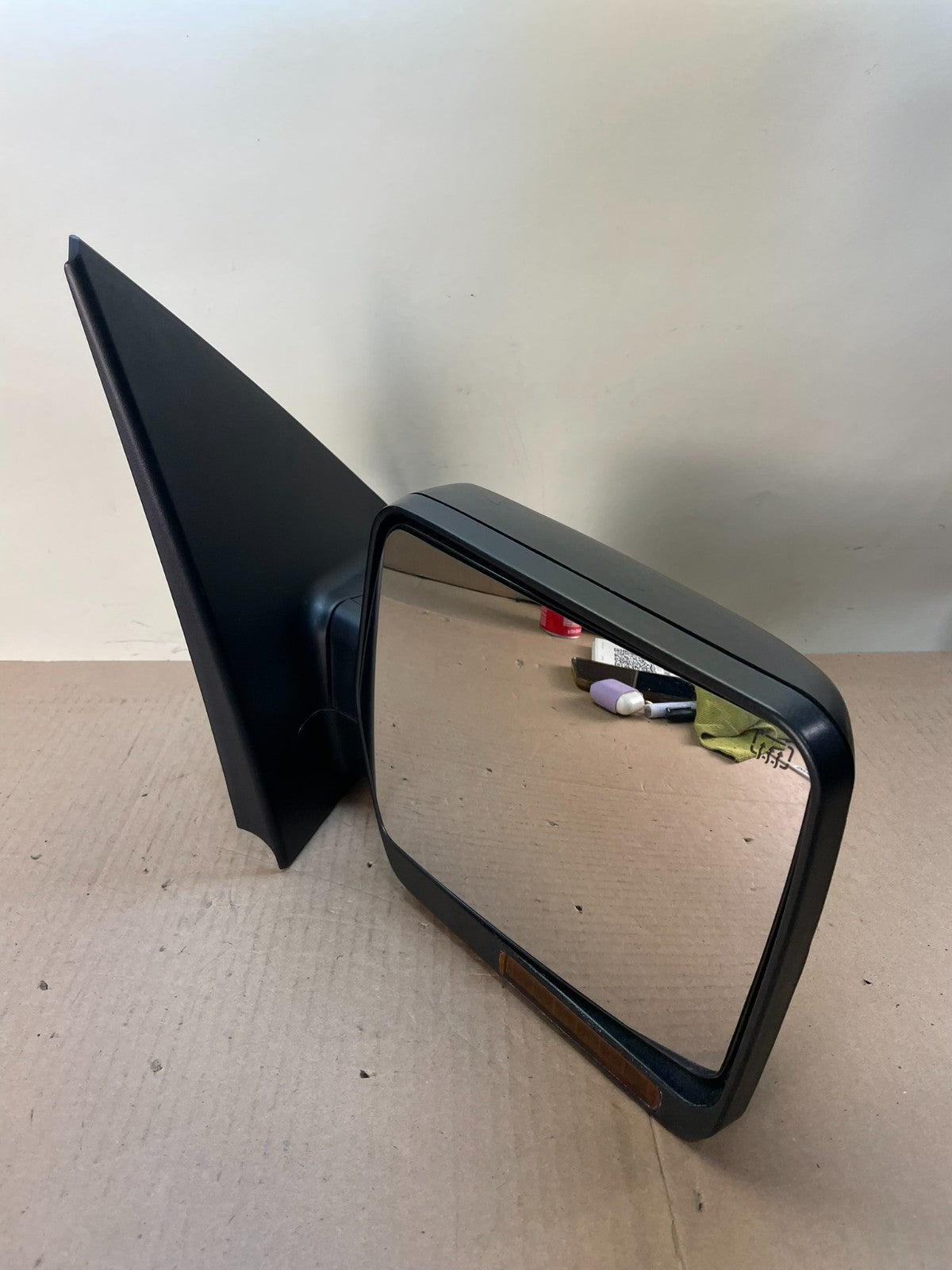 2004 to 2008 Ford F150 Right Passenger RH Side View Door Mirror AJ0751 DG2