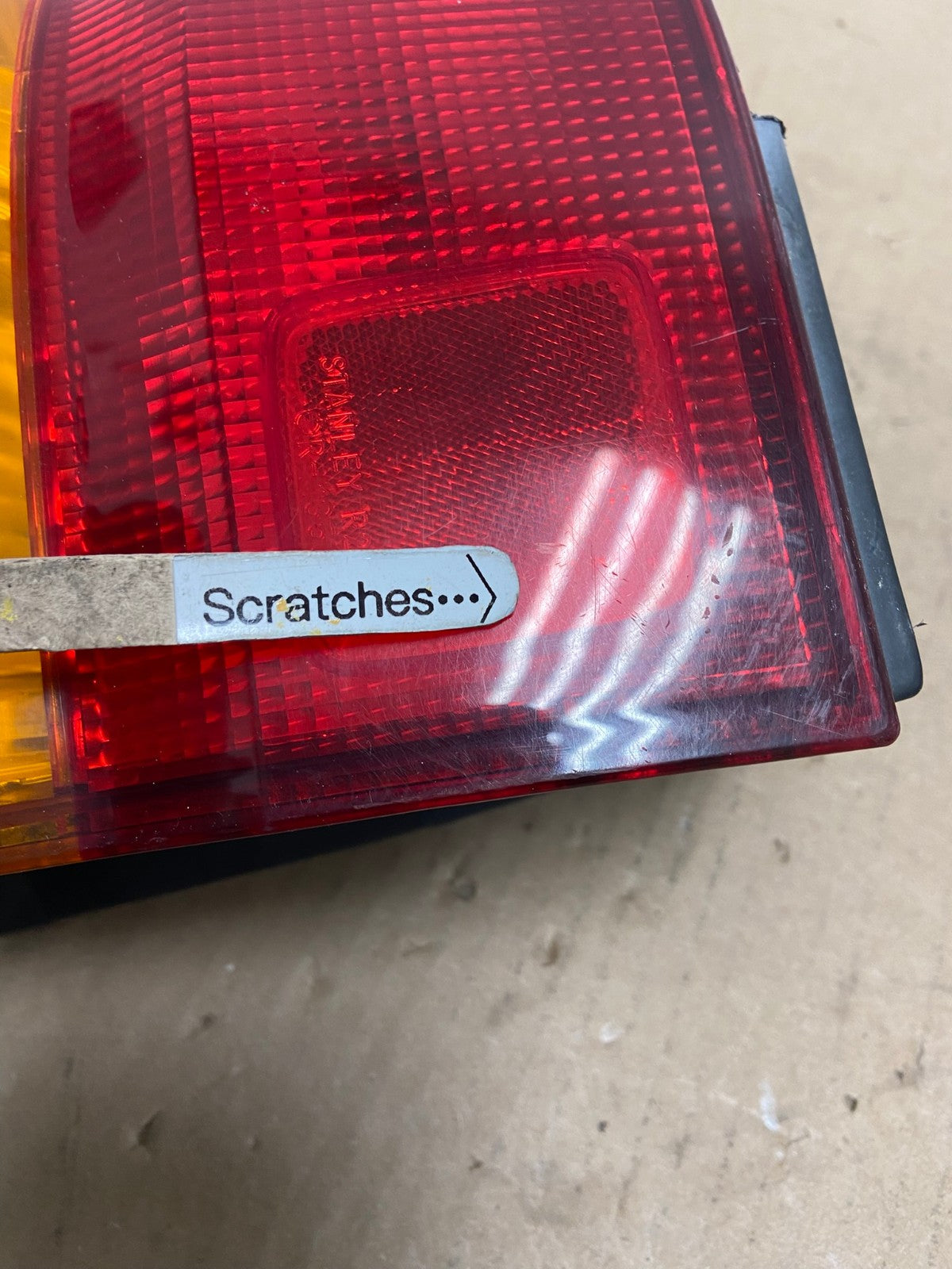 2002 2003 2004 Honda Odyssey Left Driver LH Side Tail Light AB6469 LK3
