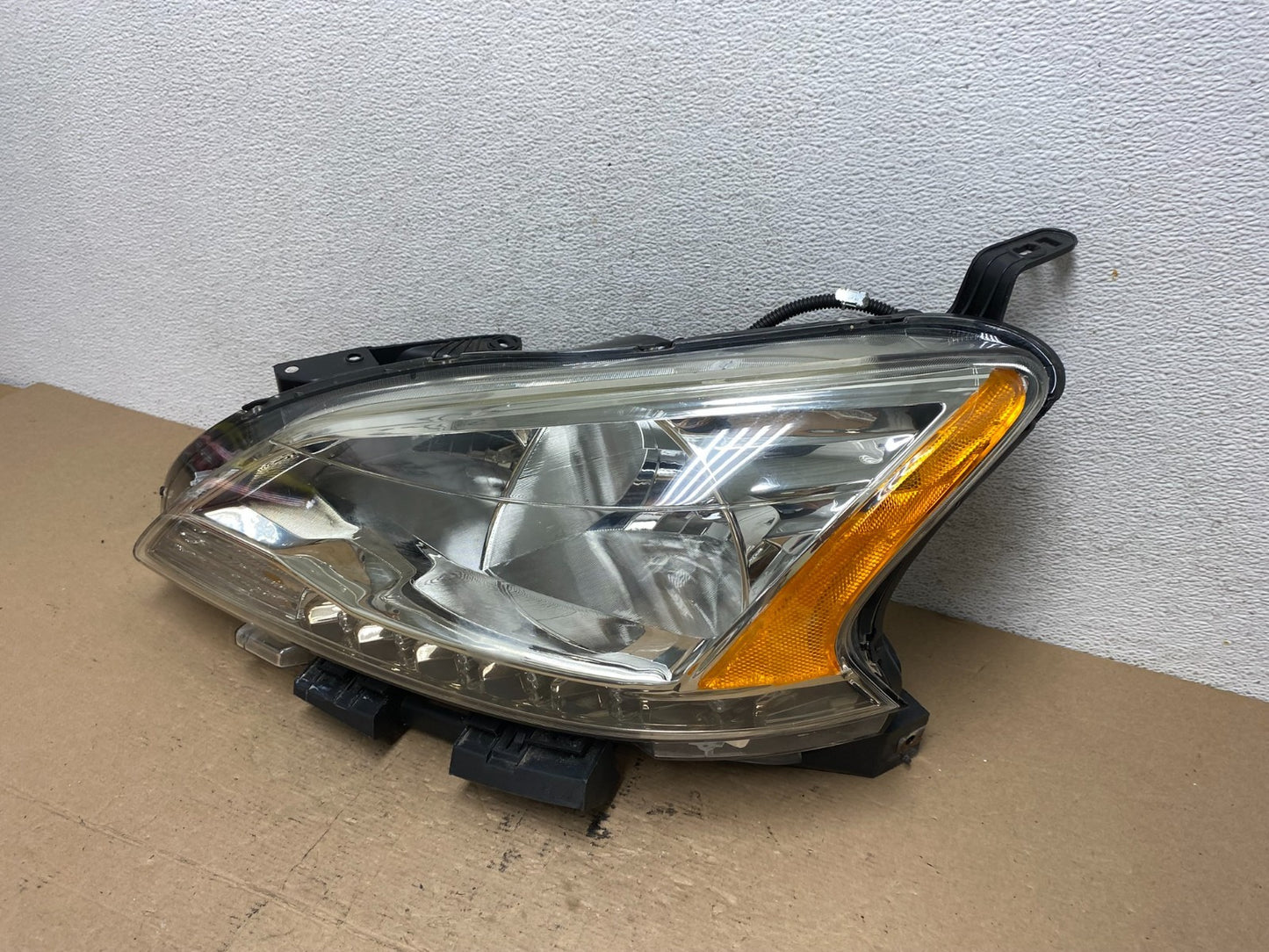 2013 - 2015 Nissan Sentra W/LED Halogen Left Driver LH Headlight AF4643 DW1