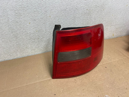 1999-2001 Audi A6 Wagon Oem Right Passenger Rh Side Tail Light Oem M3540 DW2