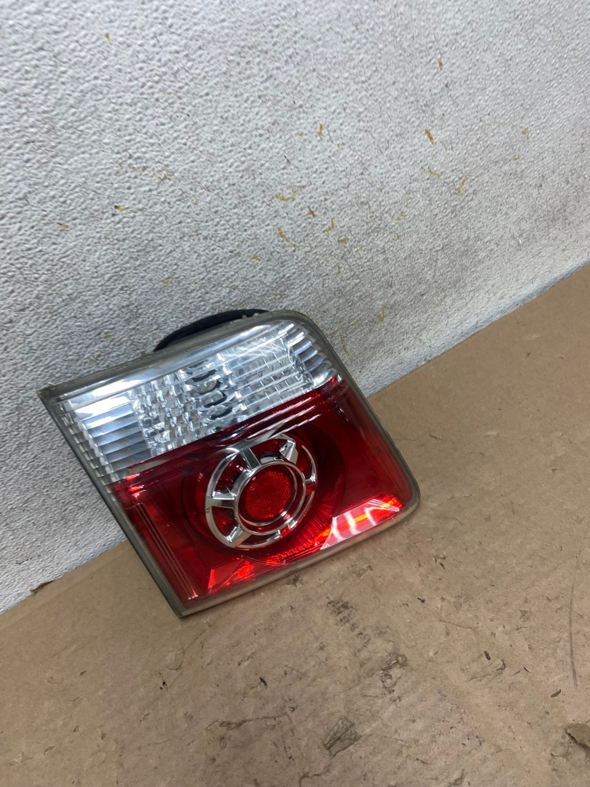 2007 to 2012 GMC Acadia Left Driver Lh Side Tail Light Inner AI1101 LK2
