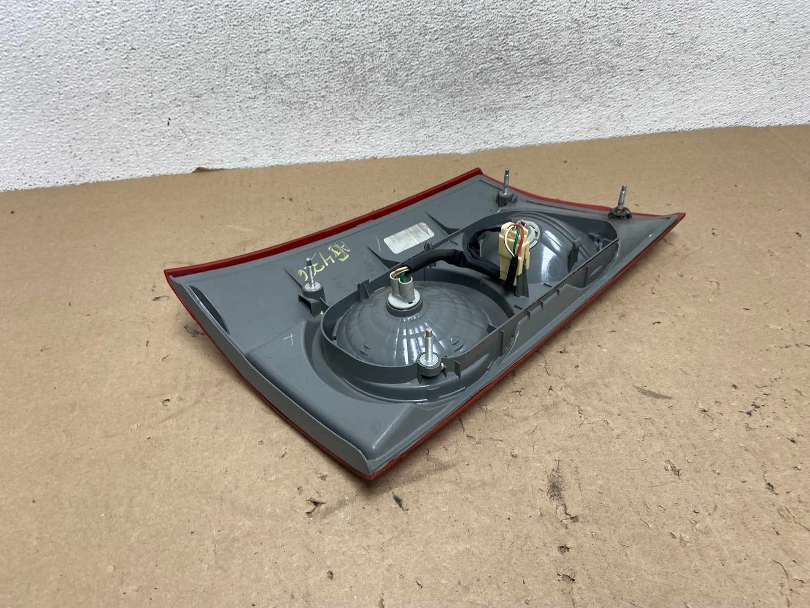 2006 to 2010 Toyota Sienna Right Passenger RH Inner Tail Light AG43266