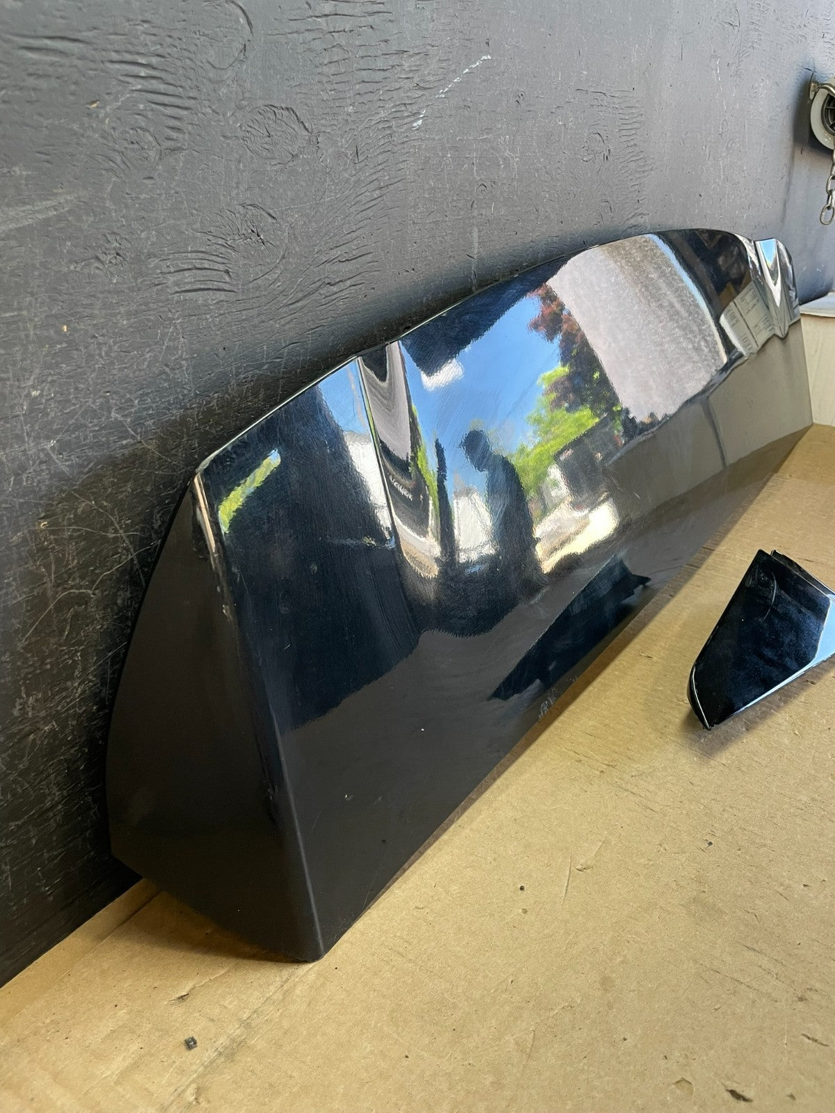2020 to 2023 Ford Explorer Rear Liftgate Spoiler Wing AD0428 DG2