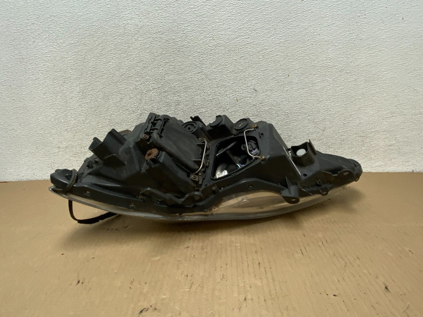 2006 - 2010 Lexus IS250 Right Passenger RH Side Halogen Headlight TYC AG7916 DW4