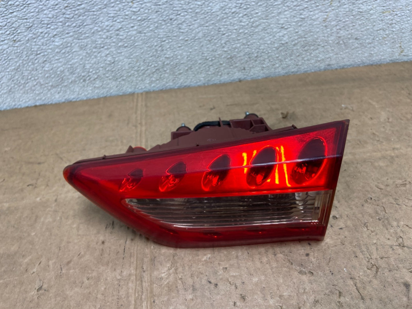 2009-2017 Infiniti FX35 FX50 QX70 Right Passenger Inner Tail Light Oem Y5986 DW0