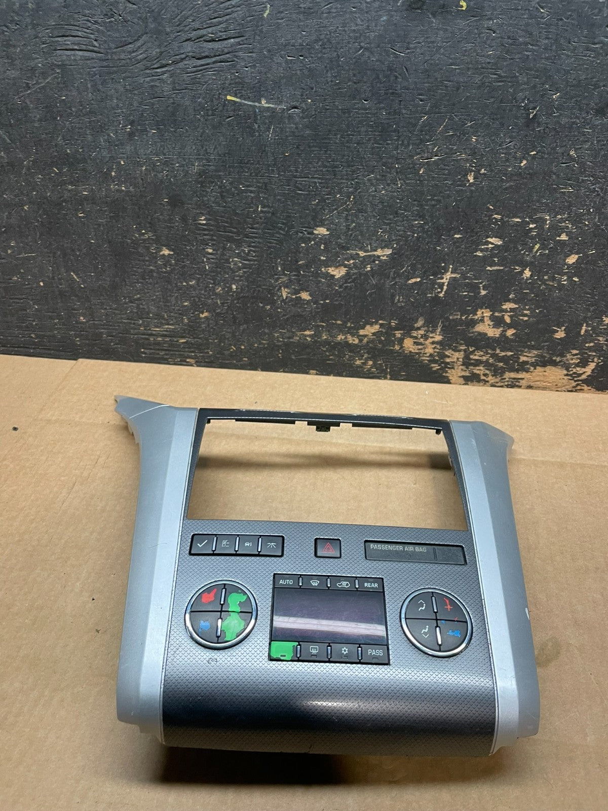 2008 to 2012 Chevrolet Traverse Climate Control Unit Heater Ac Panel  AA8996  DG3
