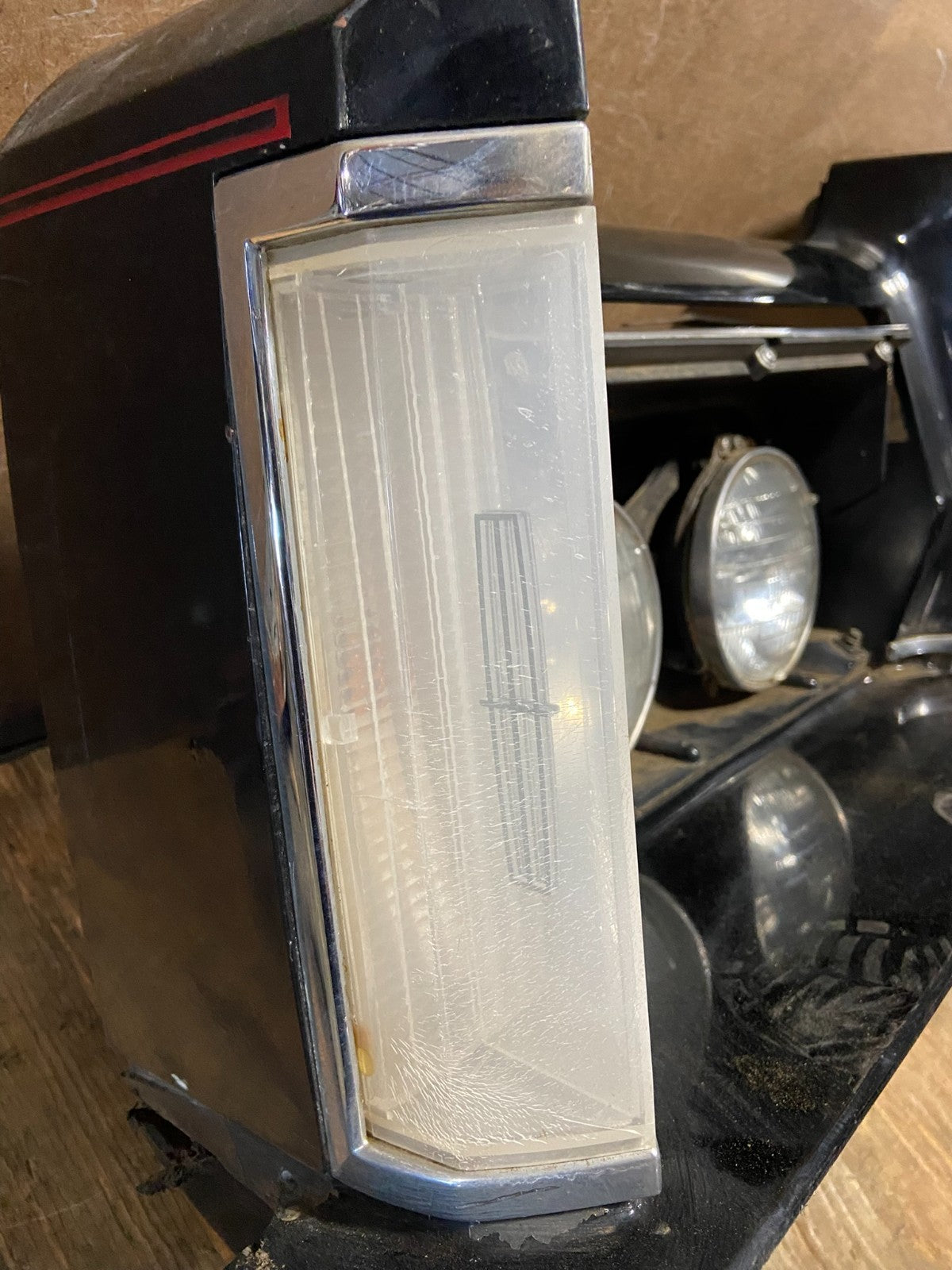 1969 to 1971 Lincoln Mark iii Front Header With Grill And Headlights AG28872