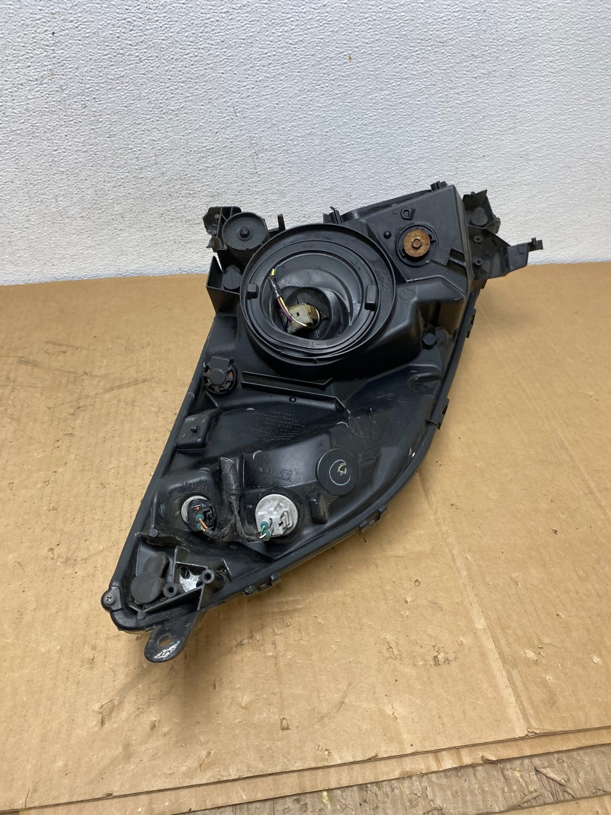 2006-2009 Toyota Prius Right Passenger Rh Side Headlight Halogen AC8605 DW3