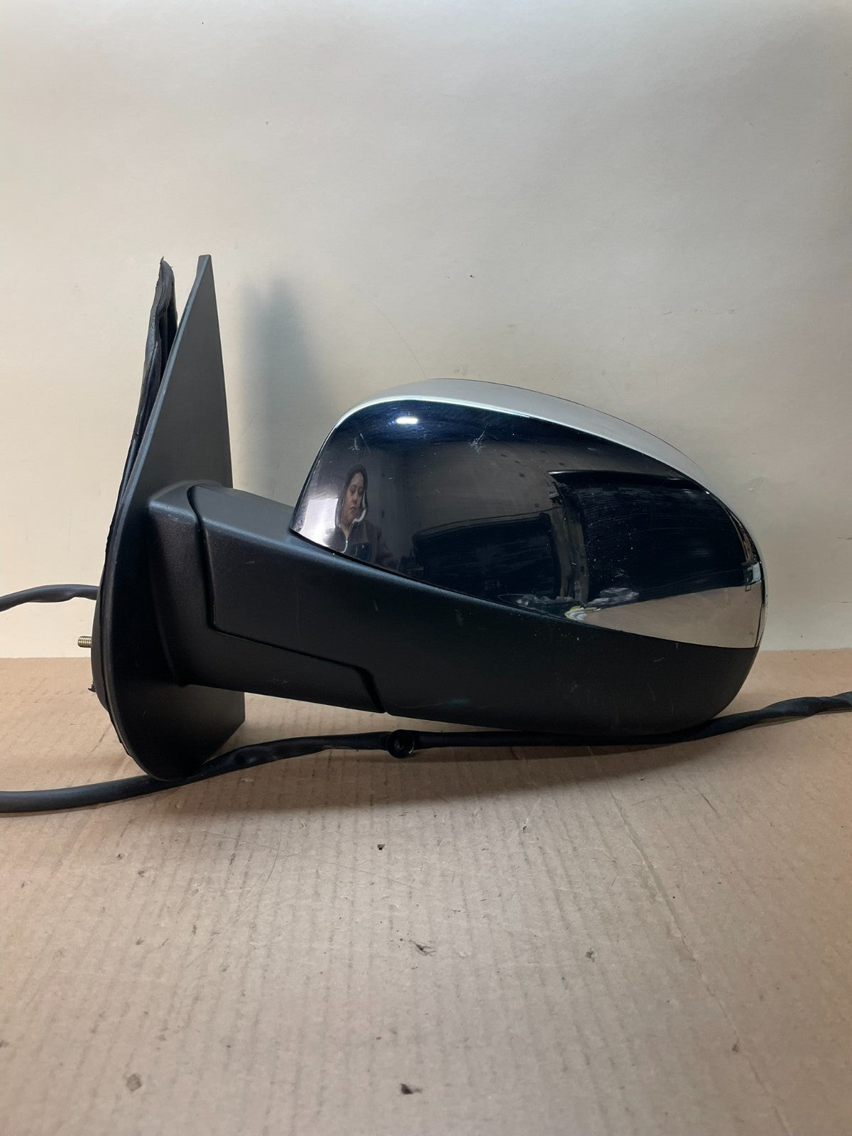 2009 to 2014 Gmc Yukon Left Driver LH Side View Door Turn Mirror AJ0773 DG0