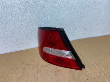 2000 to 2001 Nissan Altima Left Driver LH Side Tail Light AD1251 LK1
