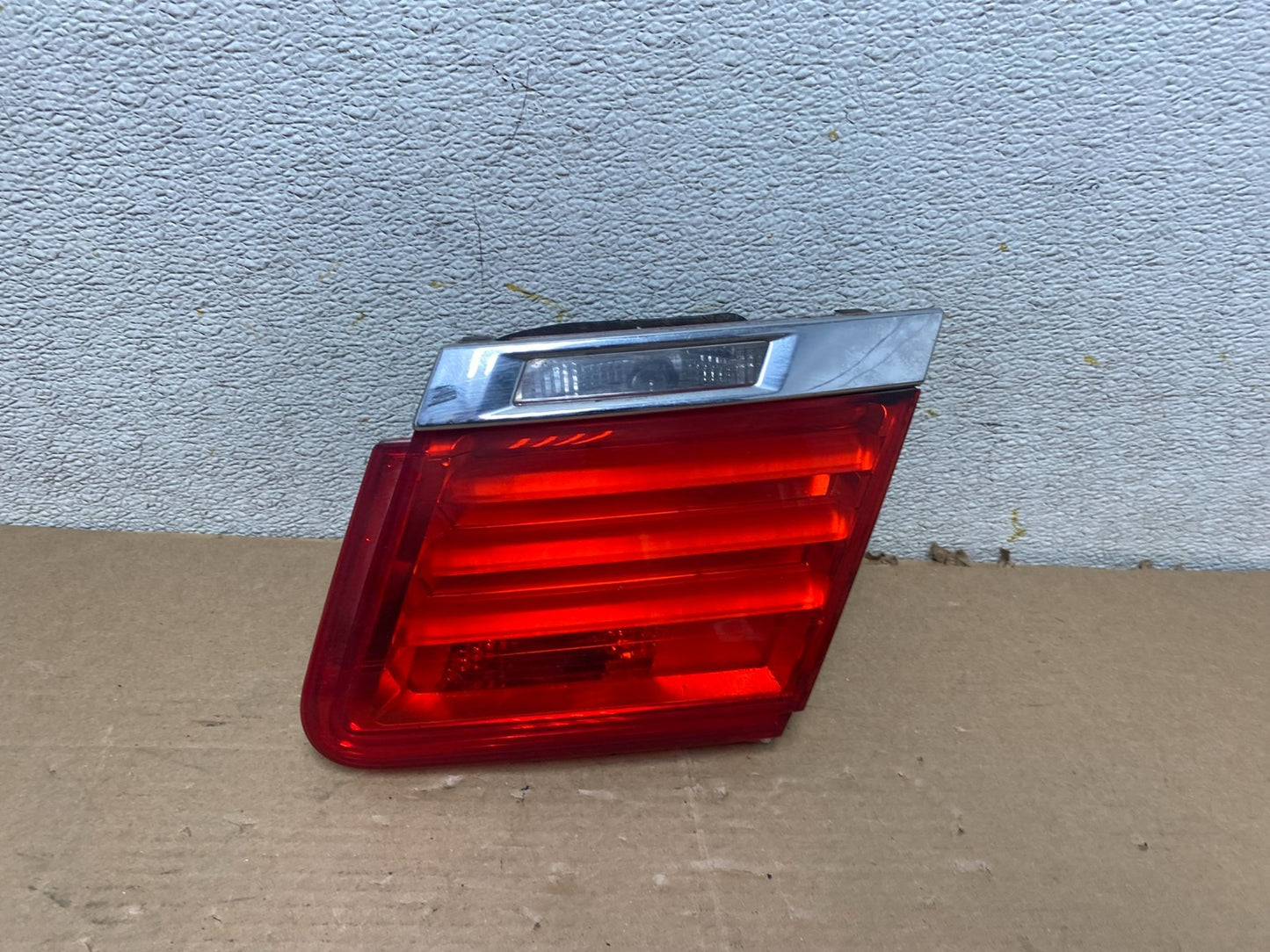 2009 - 2012 Bmw 7-Series F01 F02 750i Right Passenger Inner Tail Light Q9056 DW0