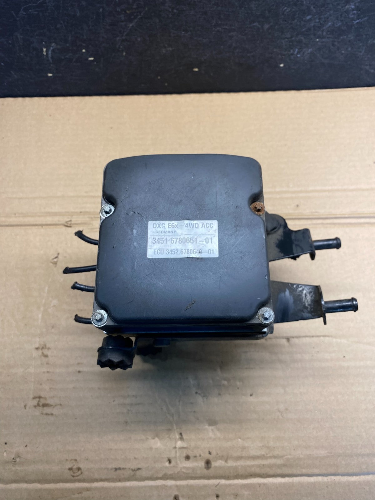 BMW 5 E60 E61 6783370 6783368 0265250211 ABS Pump AE80961