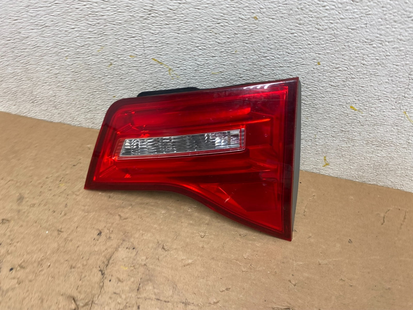 2007 2008 2009 Acura Mdx Right Passenger Rh Side Inner Tail Light Oem P1449 DW1