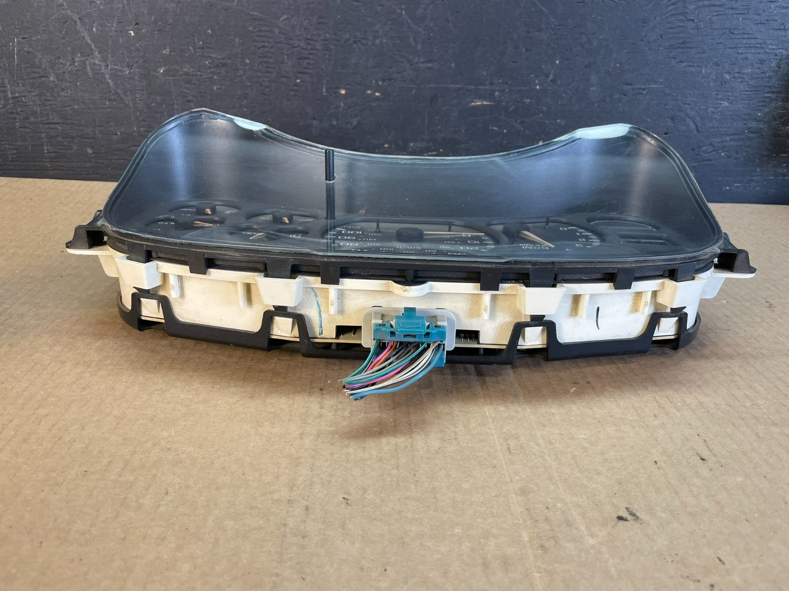 2002 GMC Yukon Speedometer Cluster Gauge AF3592 DG3