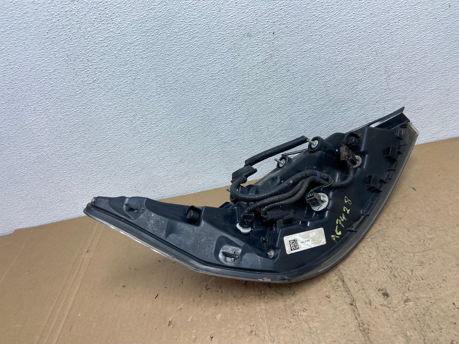 2009 2010 2011 Acura TL Right Passenger Rh Side Tail Light AC7428 LK6