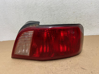 2002 to 2003 Mitsubishi Galant Right Passenger RH Side Tail Light AG4273 LK0