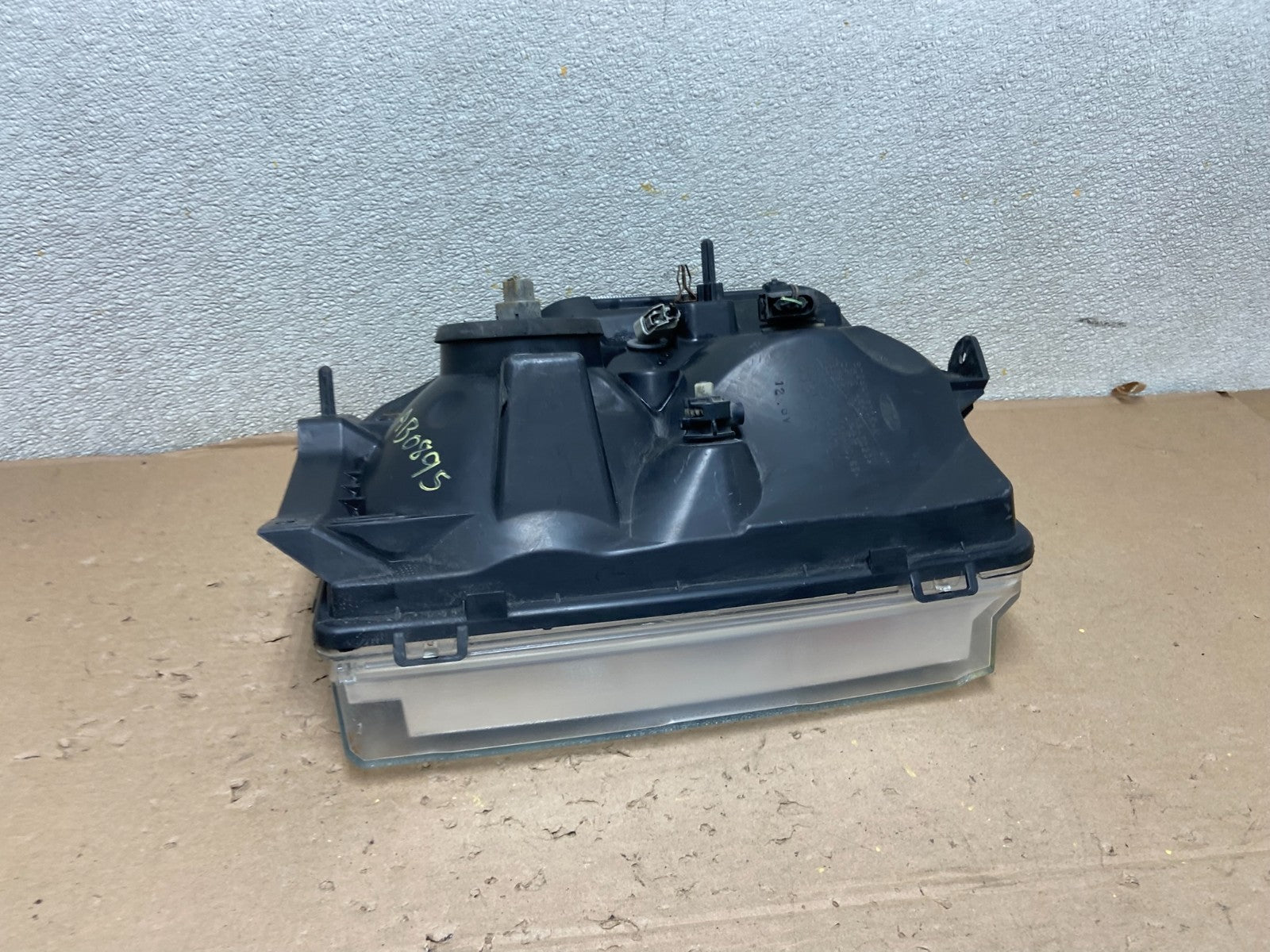 2008-2014 Ford Econoline E150 E250 E350 Left Driver LH Headlight OEM AB0895 DW5