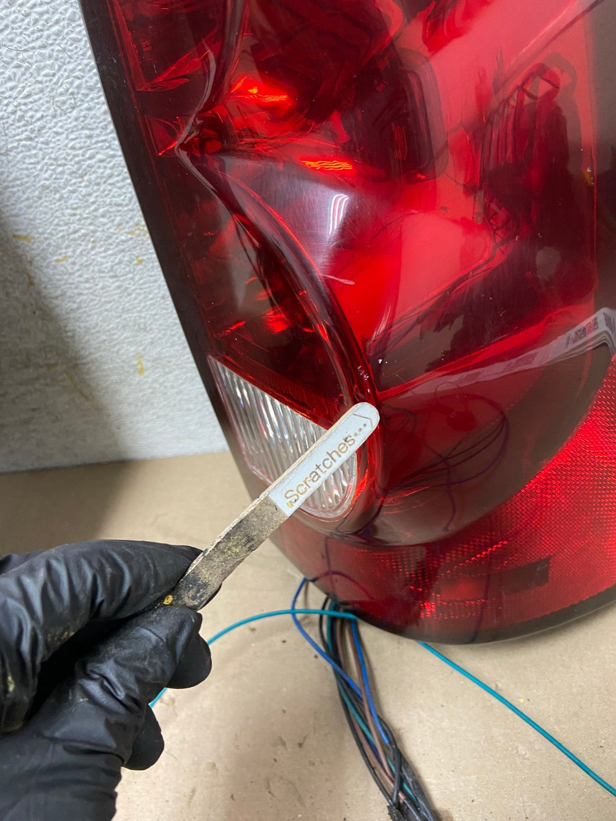 2003-2006 Chevrolet Silverado Left + Right Side Tail lights AH6848 LK3