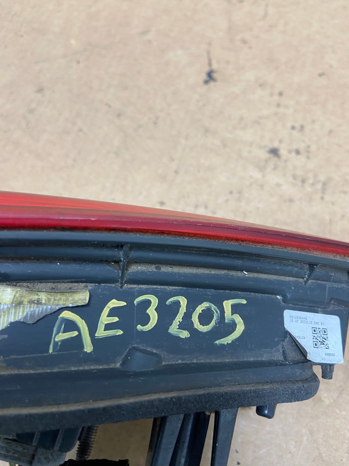 2015 to 2017 Chrysler 200 Sedan Right Passenger Inner Tail Light AE3205 LK6