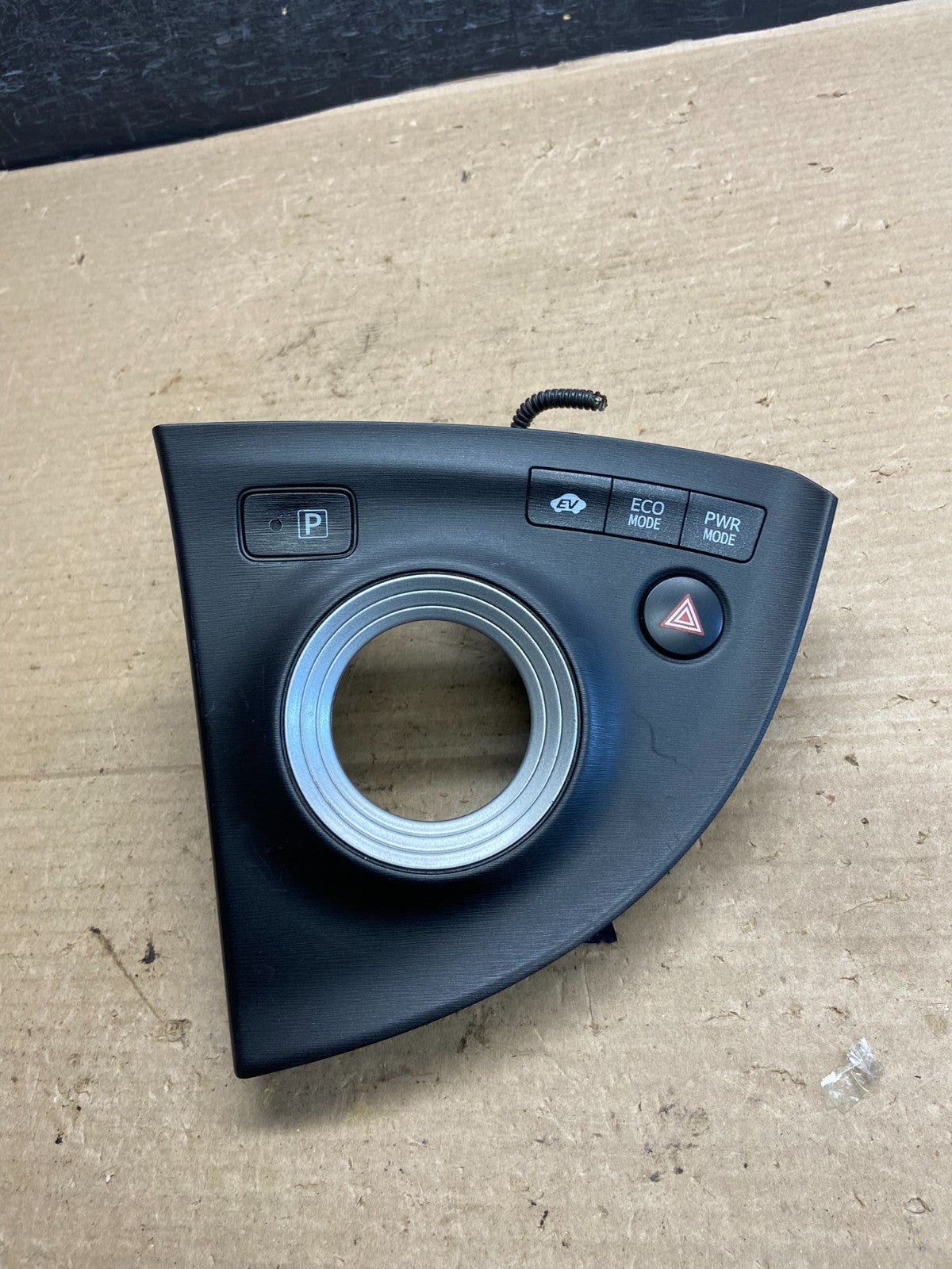 2010 to 2015 Toyota Prius 1.8L Gear Shifter Trim Panel Cover Bezel ah3799 DG0