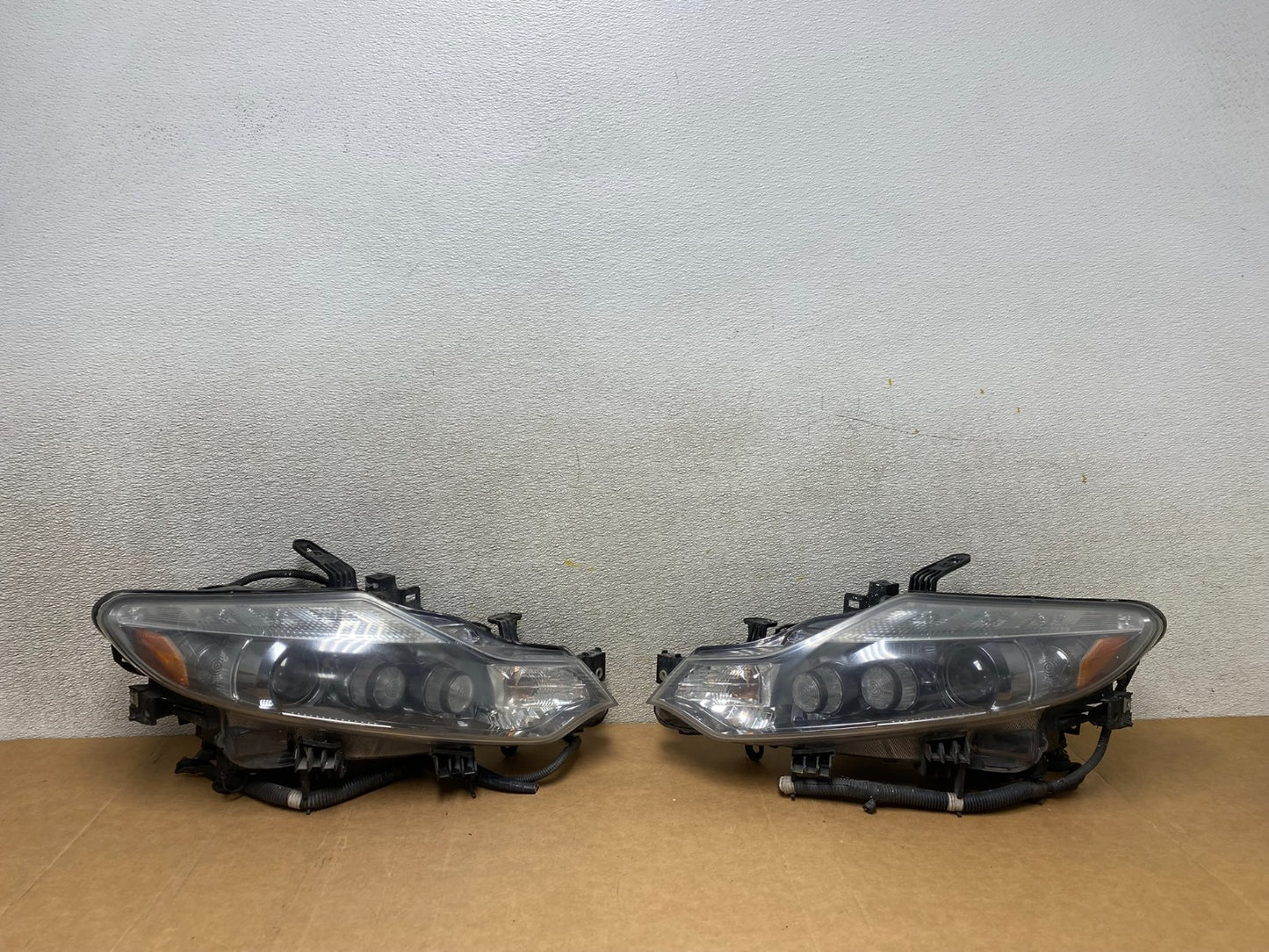 Xenon 2011 2012 2013 2014 Nissan Murano Headlights Left+Right Oem X2698 DW0
