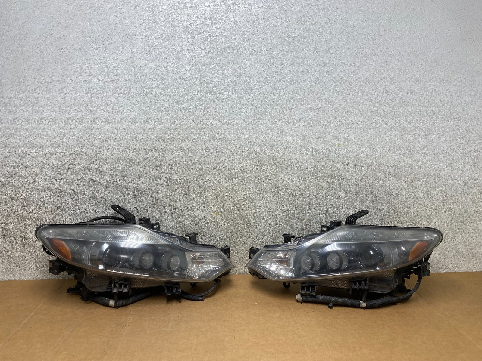 Xenon 2011 2012 2013 2014 Nissan Murano Headlights Left+Right Oem X2698 DW0