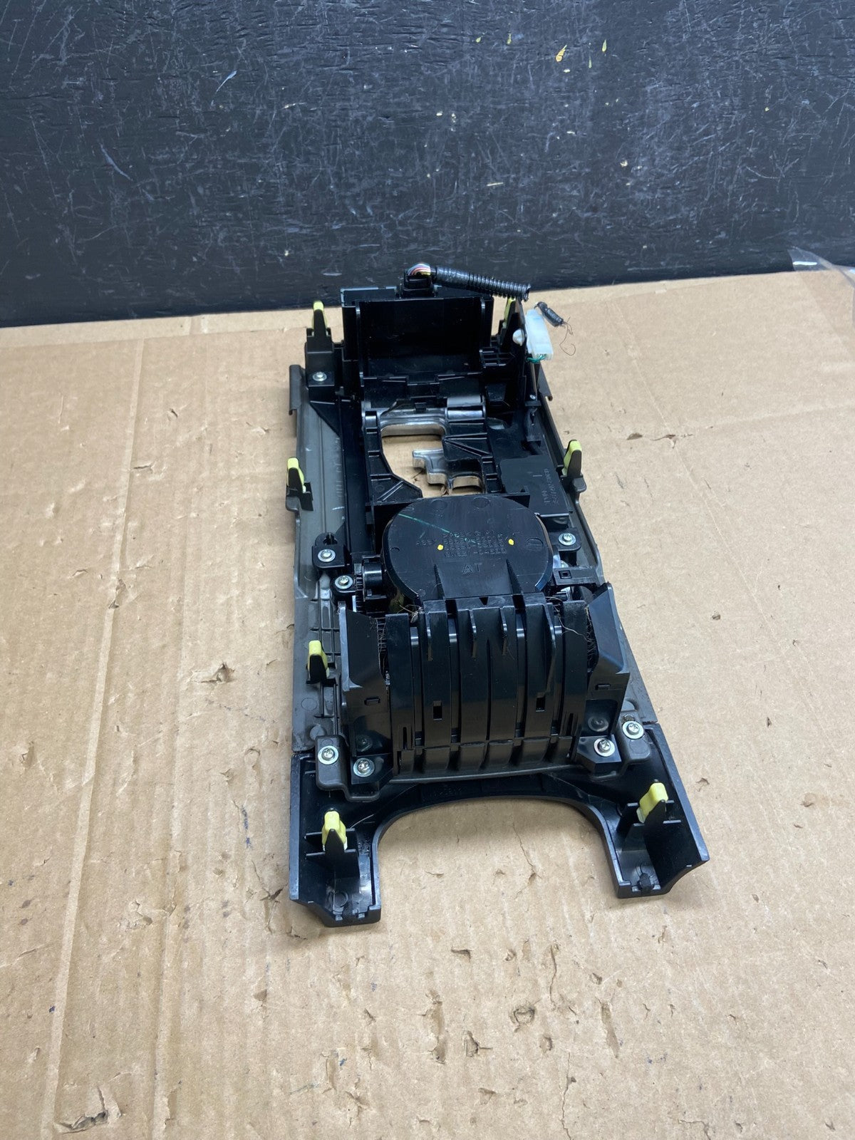 2006 - 2009 Lexus IS250 Center Console Gear Shifter Trim Bezel ad2213 DG4
